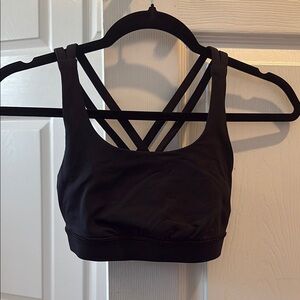 Women’s black lulu sports bra